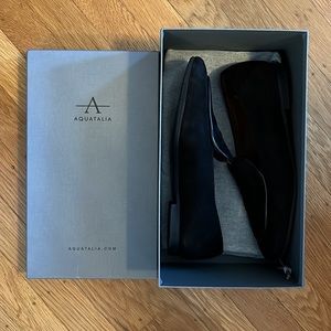 Aquatalia Calandra Black Suede Loafers Size 8 with box and dust bag!